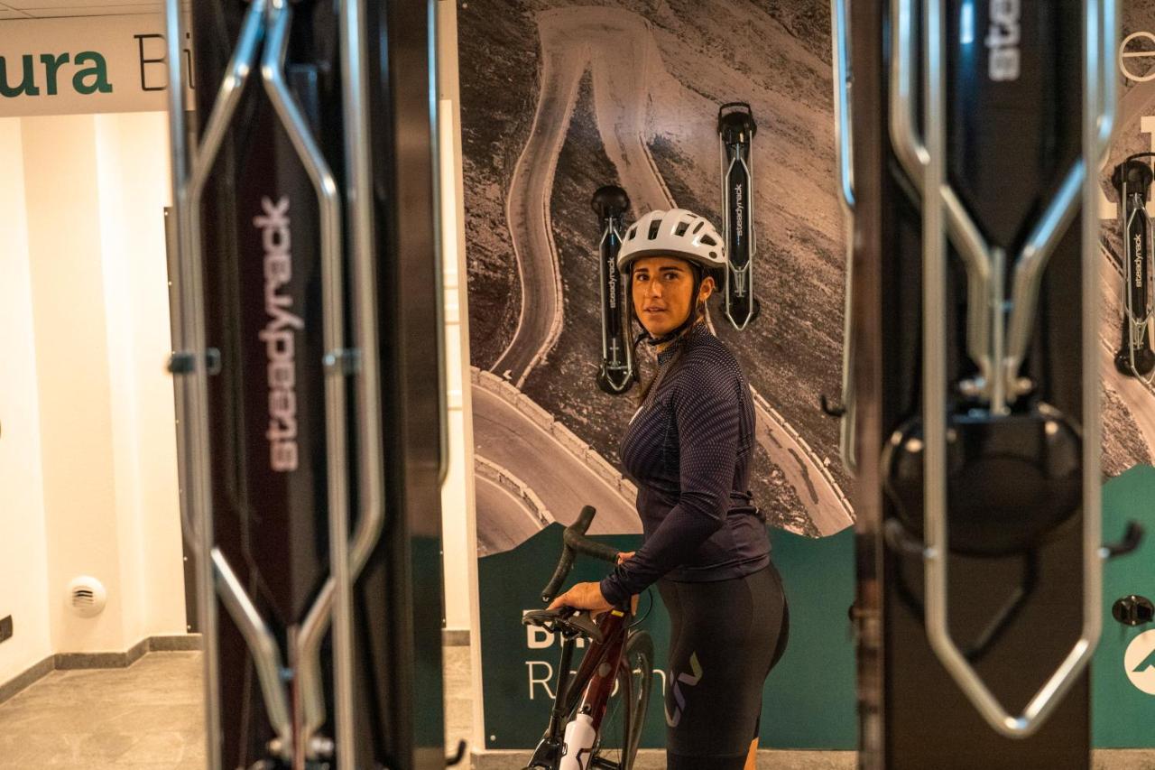 Nira Mountain Resort Futura Pradelle Extérieur photo